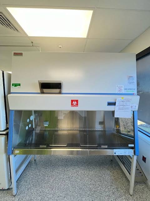 Thermo Scientific 1300 Series A2